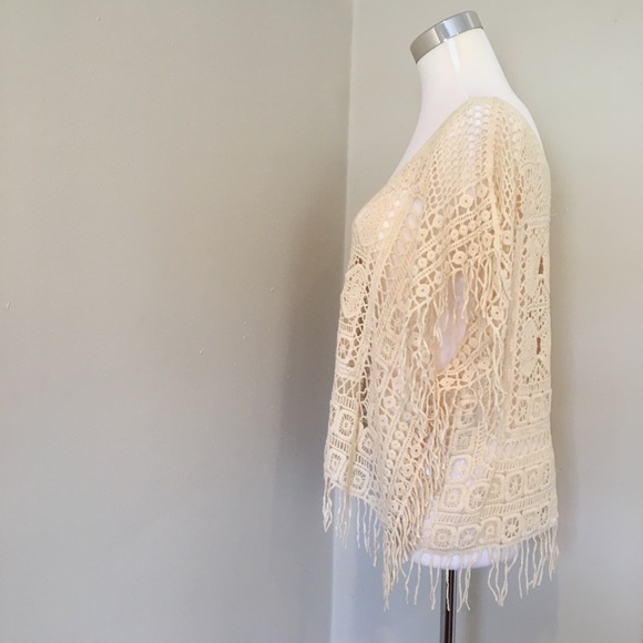 Last 1! May & July Top Crochet Fringe Sheer Boho - Picture 5 of 7